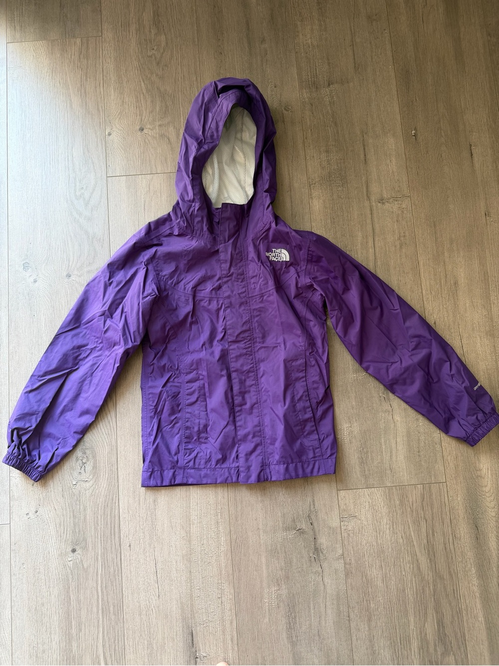 The North Face girls purple rain jacket - size small (7/8)
